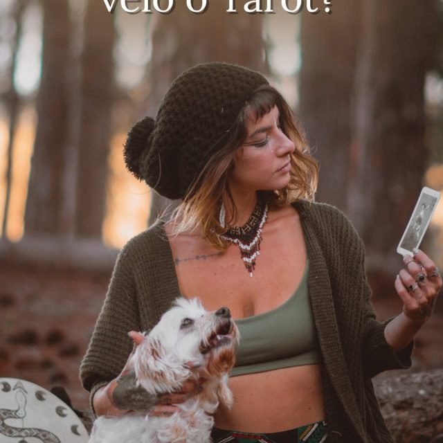 Um pouco sobre a história do Tarot, e se quiser se aprofundar um pouco mais…:

• no século XIX um abade francês chamado Eliphas Lévi se tornou o primeiro estudioso moderno do Tarot e percebeu que cada arcano também correspondia a uma chave, um caminho dentro da Árvore da Vjda da Cabbalah.

• Essa tradição foi retomada por ordens iniciáticas como a Golden Down, na Inglaterra. Ali o tarot era estudado como uma escada simbólica, um caminho iniciático para a evolução da consciência 

• Hoje, seis séculos depois de seus primeiros registros no Ocidente, o Tarô segue vivo e se transformando. Ganhando novos significados, permitindo a construção de novas narrativas. 

Talvez o Tarot não tenha sido inventado. Talvez ele sempre tenha existido - esperando que a humanidade estivesse pronta pra acessar e compreender sua linguagem. 

Toda vez que você abre um jogo, seu universo interno e externo se comunicam com você. 

Para conhecer meus cursos e leituras, se quer desenvolver sua arte oracular, entre em contato pelo WhatsApp 33986237378 ou clique no link na bio. 🔮

#tarot #toth #mito #símbolo